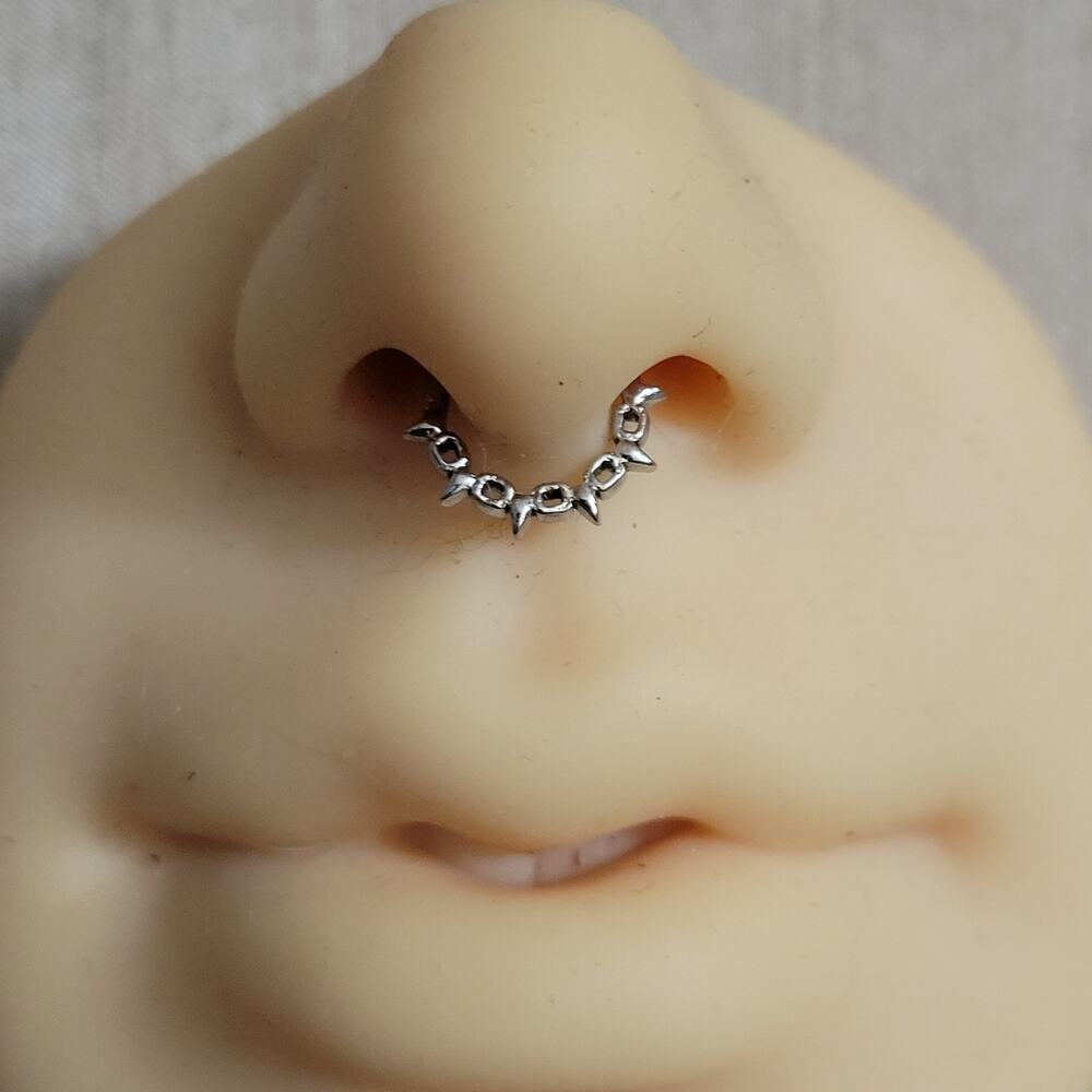 16 gauge 8mm stainless steel silver septum piercing with solid spiked chain